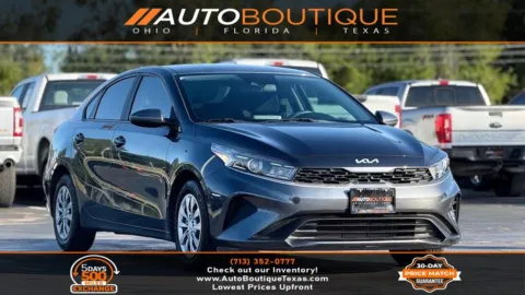 Gray 2022 Kia Forte FE for sale in Alvin, TX