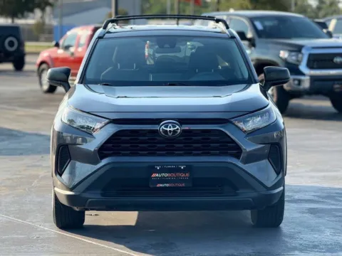 More photos of 2020 Toyota RAV4 LE at Auto Boutique Texas, TX
