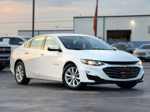 Photos of 2021 Chevrolet Malibu LT for sale in Alvin, TX at Auto Boutique Texas