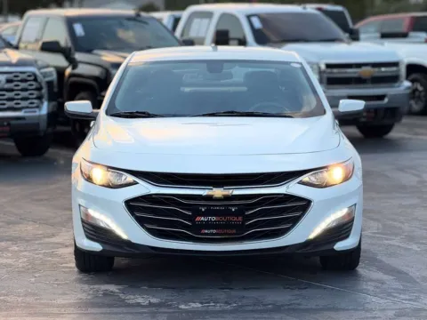 More photos of 2021 Chevrolet Malibu LT at Auto Boutique Texas, TX