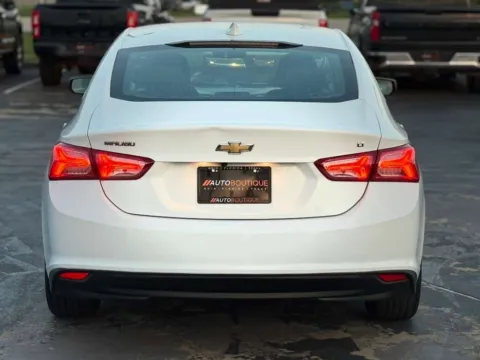 More photos of 2021 Chevrolet Malibu LT at Auto Boutique Texas, TX