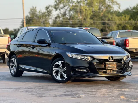 Photos of 2020 Honda Accord Sedan EX-L for sale in Alvin, TX at Auto Boutique Texas