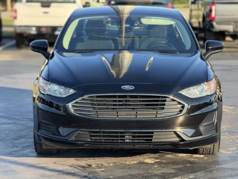 More photos of 2019 Ford Fusion Hybrid SE at Auto Boutique Texas, TX