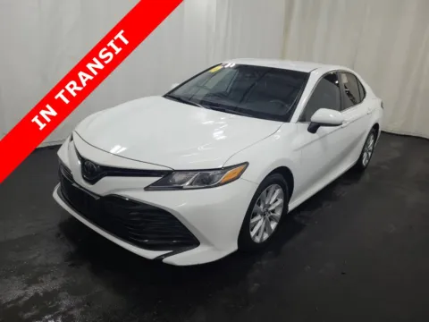 White 2019 Toyota Camry LE for sale in Alvin, TX