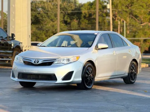 Another view of 2014 Toyota Camry LE for sale in Alvin, TX at Auto Boutique Texas