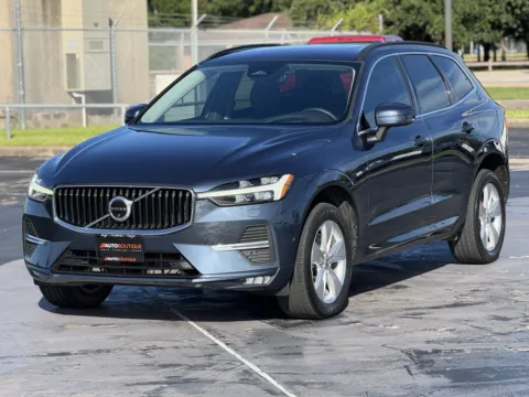 Another view of 2022 Volvo XC60 Momentum for sale in Alvin, TX at Auto Boutique Texas