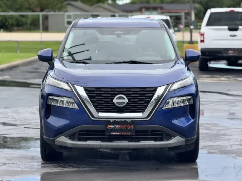 Another view of 2023 Nissan Rogue SV for sale in Alvin, TX at Auto Boutique Texas