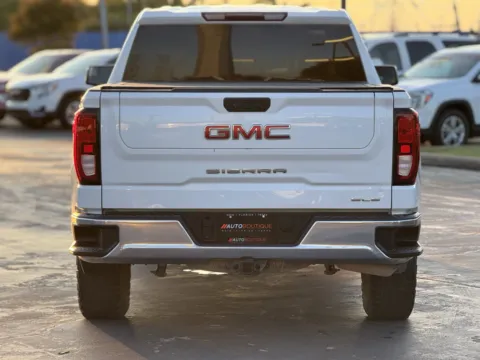 Another view of 2022 GMC Sierra 1500 SLE for sale in Alvin, TX at Auto Boutique Texas