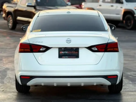 More photos of 2019 Nissan Altima 2.5 S at Auto Boutique Texas, TX