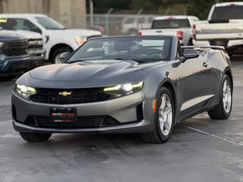 Another view of 2020 Chevrolet Camaro 1LT for sale in Alvin, TX at Auto Boutique Texas