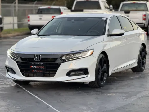 Another view of 2019 Honda Accord Sedan Touring 2.0T for sale in Alvin, TX at Auto Boutique Texas