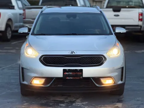 More photos of 2019 Kia Niro Plug-In Hybrid EX at Auto Boutique Texas, TX