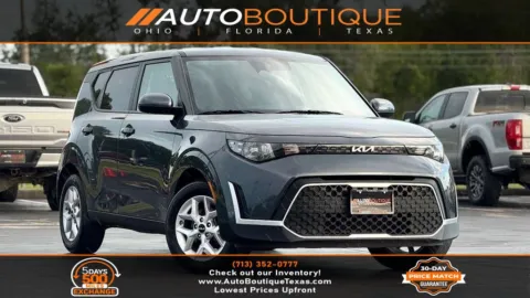 Gray 2024 Kia Soul LX for sale in Alvin, TX