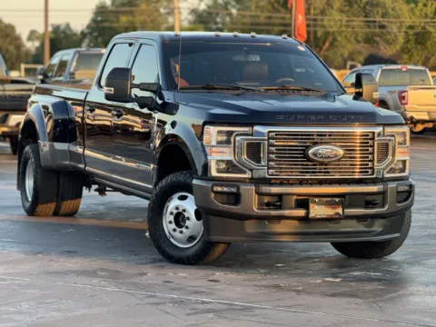 Photos of 2022 Ford Super Duty F-350 DRW King Ranch for sale in Alvin, TX at Auto Boutique Texas