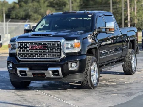 Another view of 2019 GMC Sierra 2500HD Denali for sale in Alvin, TX at Auto Boutique Texas