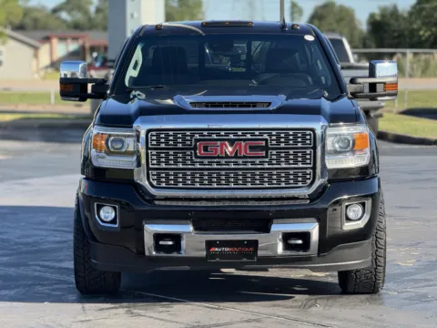 More photos of 2019 GMC Sierra 2500HD Denali at Auto Boutique Texas, TX