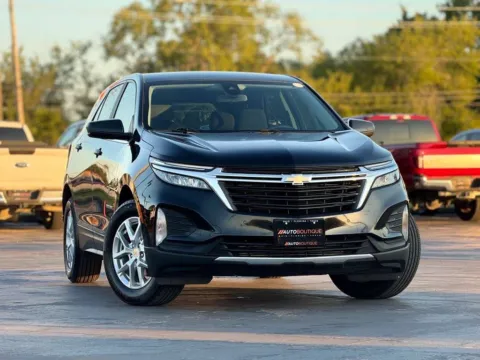 Photos of 2022 Chevrolet Equinox LT for sale in Alvin, TX at Auto Boutique Texas