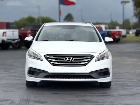 More photos of 2017 Hyundai Sonata Limited at Auto Boutique Texas, TX