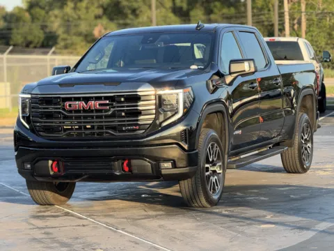 Another view of 2022 GMC Sierra 1500 AT4 for sale in Alvin, TX at Auto Boutique Texas