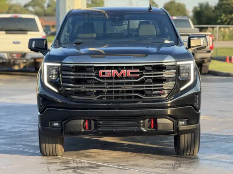More photos of 2022 GMC Sierra 1500 AT4 at Auto Boutique Texas, TX