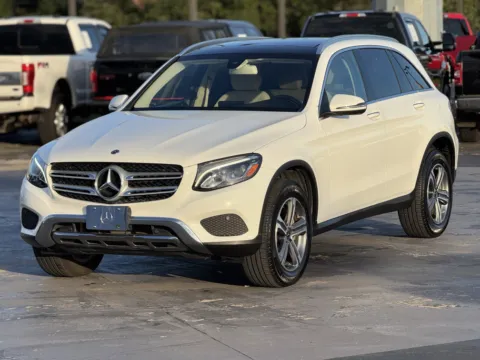 Another view of 2019 Mercedes-Benz GLC 300 for sale in Alvin, TX at Auto Boutique Texas