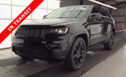 Black 2019 Jeep Grand Cherokee Altitude for sale in Alvin, TX