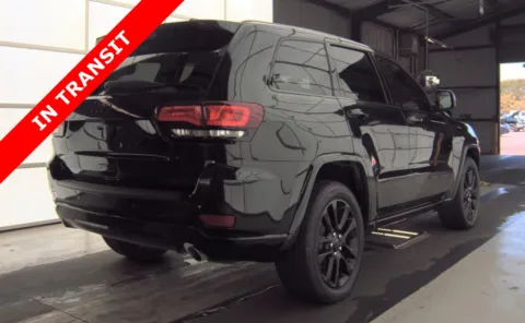 More photos of 2019 Jeep Grand Cherokee Altitude at Auto Boutique Texas, TX