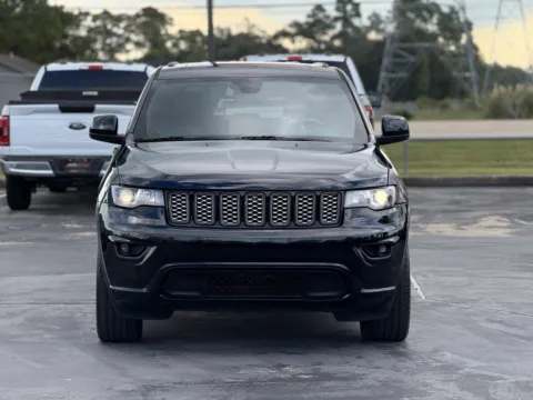 More photos of 2019 Jeep Grand Cherokee Altitude at Auto Boutique Texas, TX