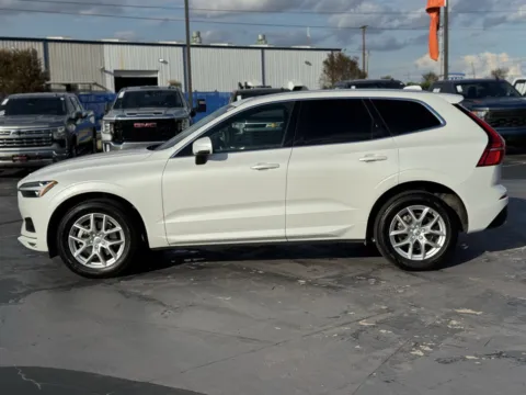 Another view of 2021 Volvo XC60 Momentum for sale in Alvin, TX at Auto Boutique Texas