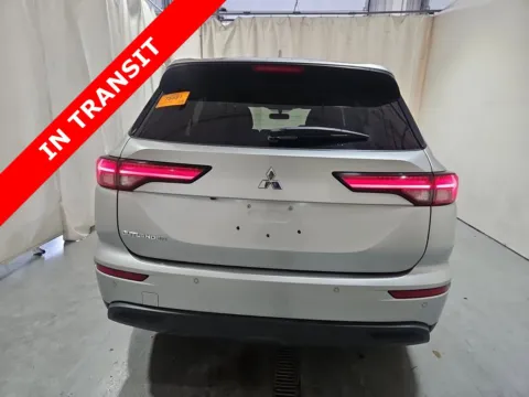 More photos of 2024 Mitsubishi Outlander ES at Auto Boutique Texas, TX