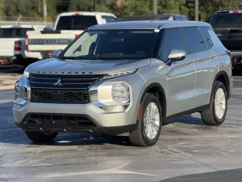 Another view of 2024 Mitsubishi Outlander ES for sale in Alvin, TX at Auto Boutique Texas