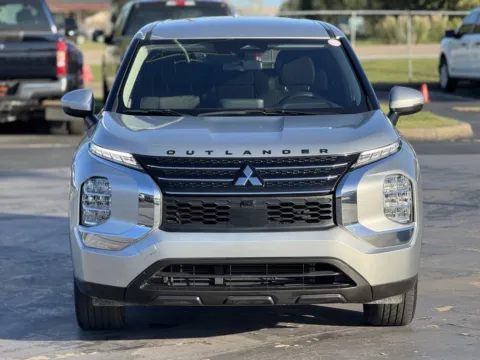 More photos of 2024 Mitsubishi Outlander ES at Auto Boutique Texas, TX