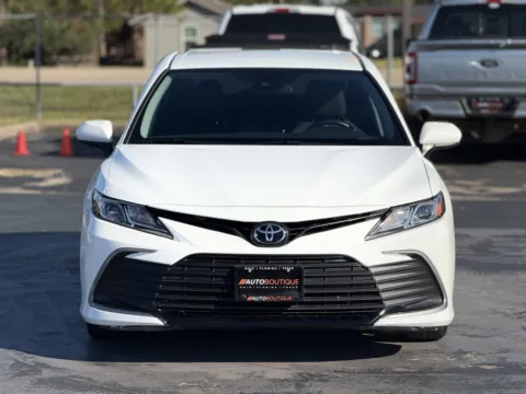More photos of 2022 Toyota Camry LE at Auto Boutique Texas, TX