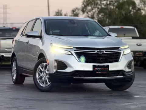 Photos of 2022 Chevrolet Equinox LT for sale in Alvin, TX at Auto Boutique Texas
