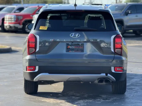 More photos of 2022 Hyundai Palisade SEL at Auto Boutique Texas, TX