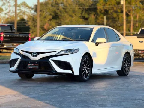 Another view of 2021 Toyota Camry SE for sale in Alvin, TX at Auto Boutique Texas