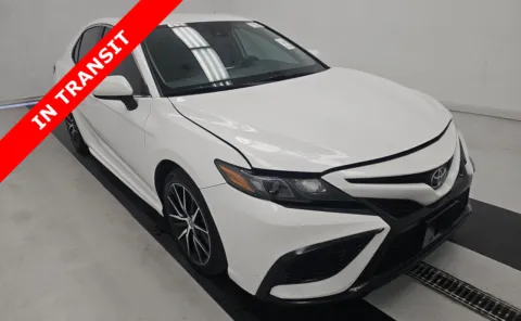 White 2021 Toyota Camry SE for sale in Alvin, TX