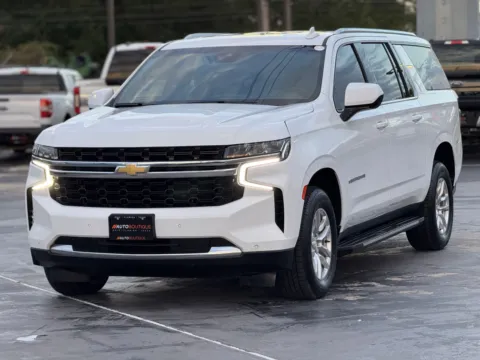 Another view of 2023 Chevrolet Suburban LS for sale in Alvin, TX at Auto Boutique Texas