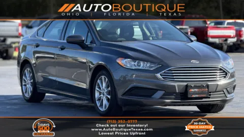 Gray 2017 FORD FUSION SE for sale in Alvin, TX