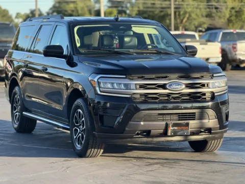 Photos of 2023 Ford Expedition Max XLT for sale in Alvin, TX at Auto Boutique Texas