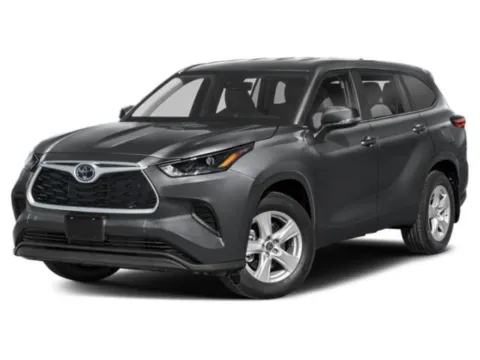 Gray 2023 Toyota Highlander LE for sale in Alvin, TX