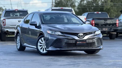 Brown 2018 Toyota Camry LE for sale in Alvin, TX