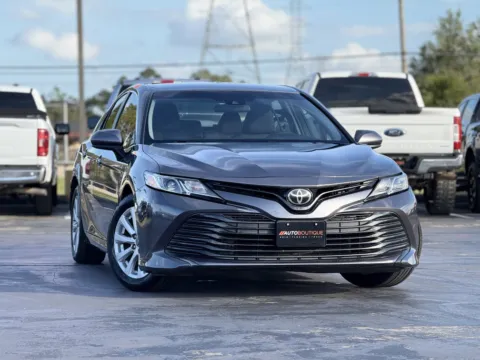 Photos of 2018 Toyota Camry LE for sale in Alvin, TX at Auto Boutique Texas