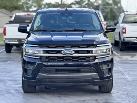 Another view of 2024 Ford Expedition XLT for sale in Alvin, TX at Auto Boutique Texas