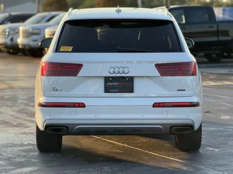 More photos of 2018 Audi Q7 Premium Plus at Auto Boutique Texas, TX