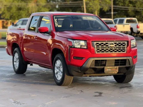 Photos of 2022 Nissan Frontier SV for sale in Alvin, TX at Auto Boutique Texas