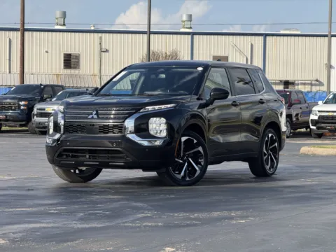 Black 2024 Mitsubishi Outlander SE Black Edition for sale in Alvin, TX