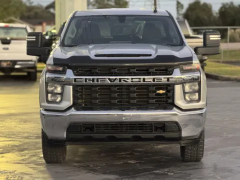More photos of 2021 Chevrolet Silverado 2500HD LT at Auto Boutique Texas, TX