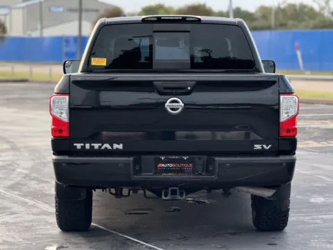 More photos of 2018 Nissan Titan SV at Auto Boutique Texas, TX