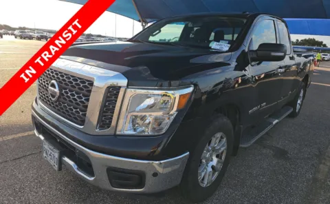 Black 2018 Nissan Titan SV for sale in Alvin, TX